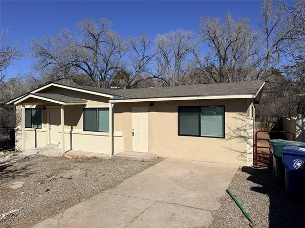 2063 Calle Ensenada, Santa Fe, NM 87505