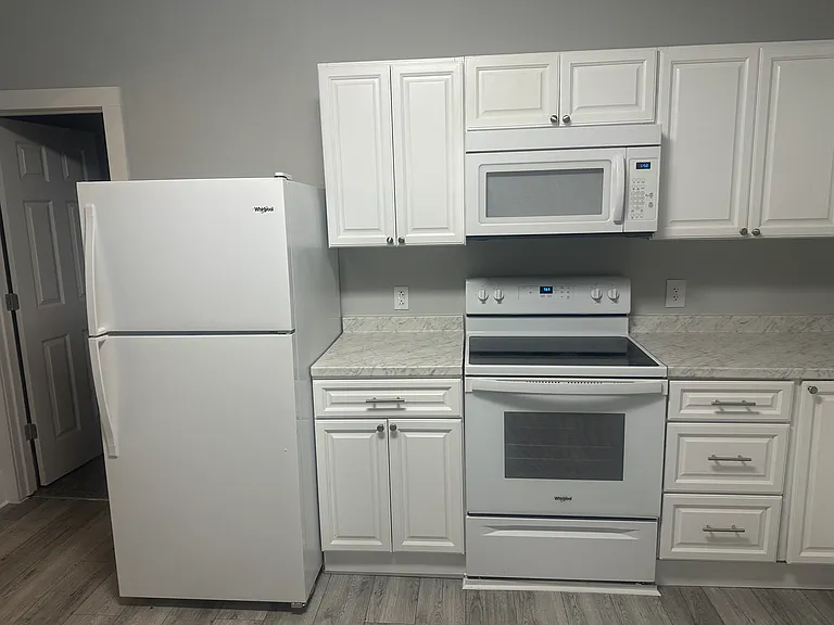 1 E Garfield St #2 — Photo 7