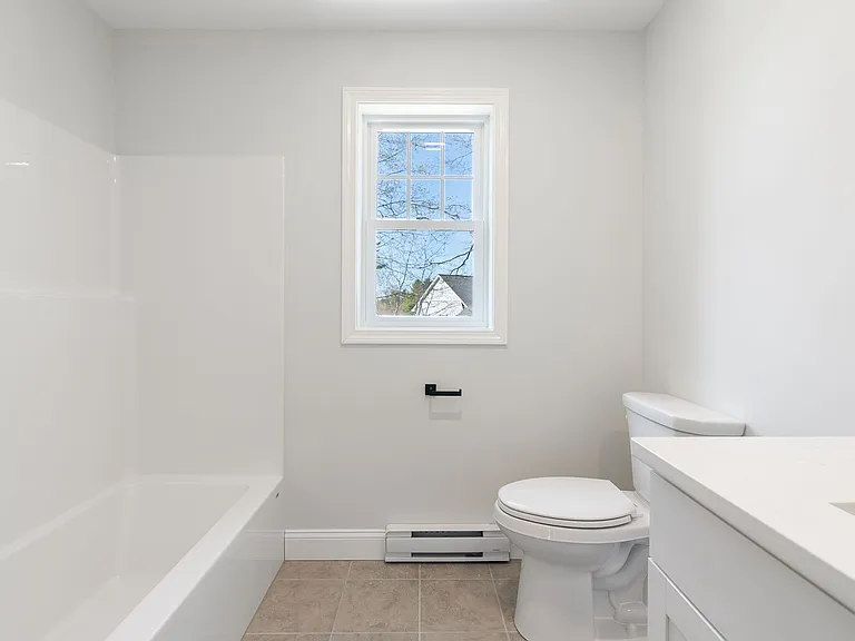 21 Legacy Ln — Photo 3