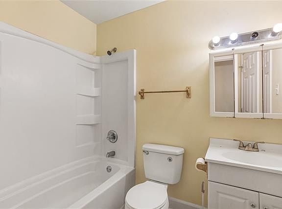 3rd image of 3135 N Dorgenois St #37