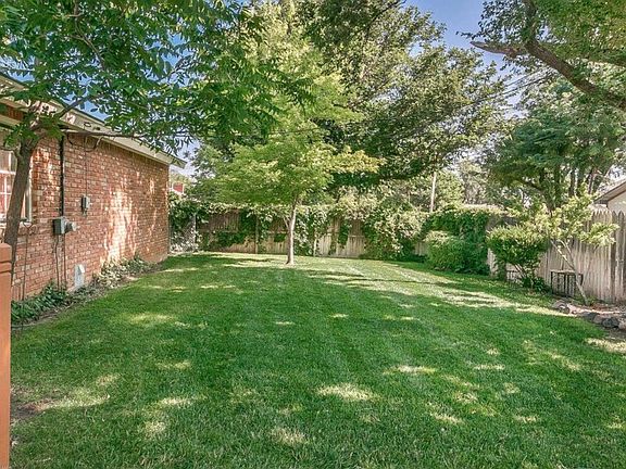 3rd image of 3703 Lynette Dr