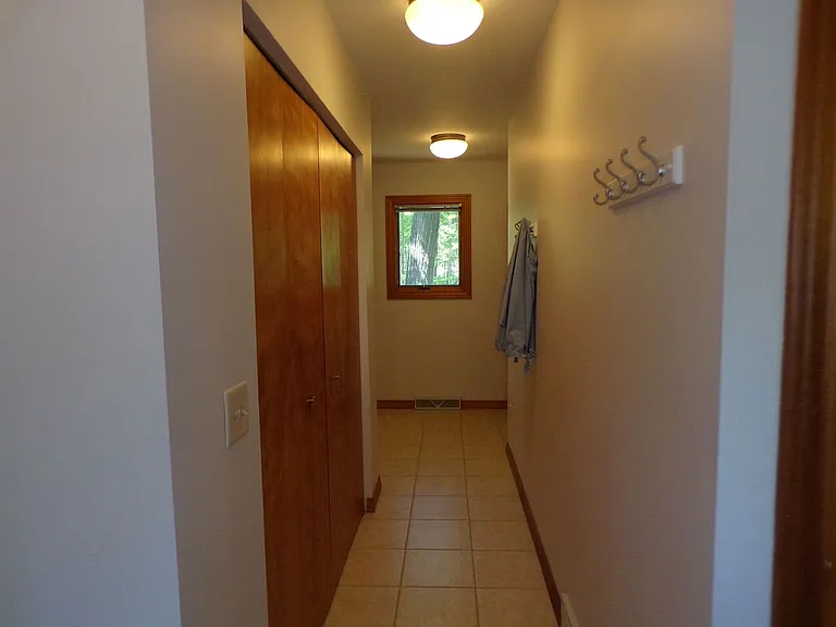4015 Holiday North Ct — Photo 23