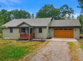 1326 Apache Cir, Nekoosa, WI 54457
