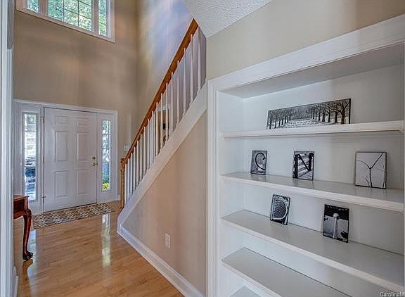 4th image of 3591 Lismore Ln #9