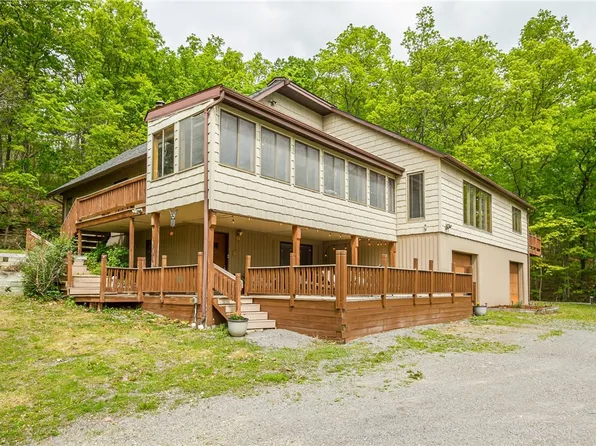 (undisclosed Address), Naples, NY 14512