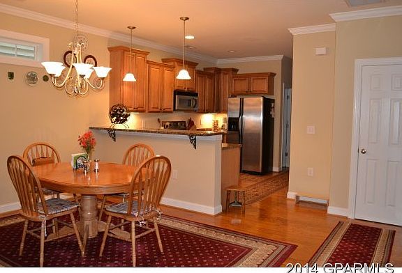 3rd image of 2545 Brookville Drive #B