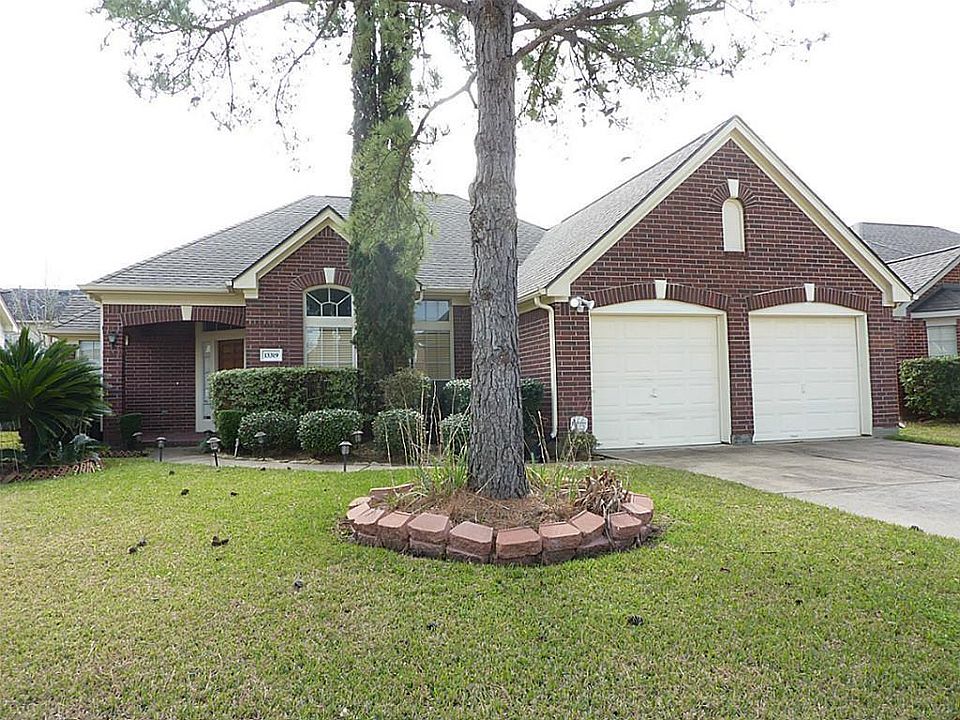 1st image of 13319 Georgetown Dr