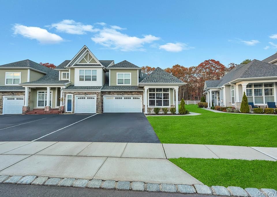 1st image of 195 Belmont Circle