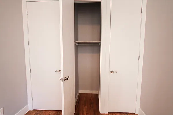 Rented by Owen Olivier, LREB | media 22