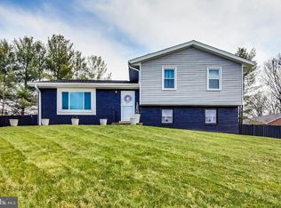 8299 Dixie Ct, Manassas, VA 20110