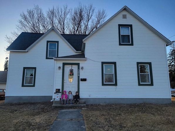 306 Allamakee St