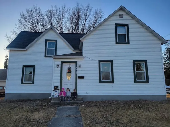 306 Allamakee St, Waukon, IA 52172