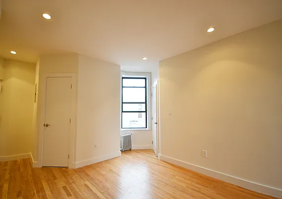 Rented by Bold New York | media 29