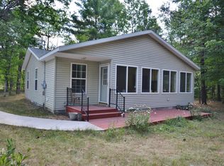 5525 Stickfort Rd, Lewiston, MI 49756