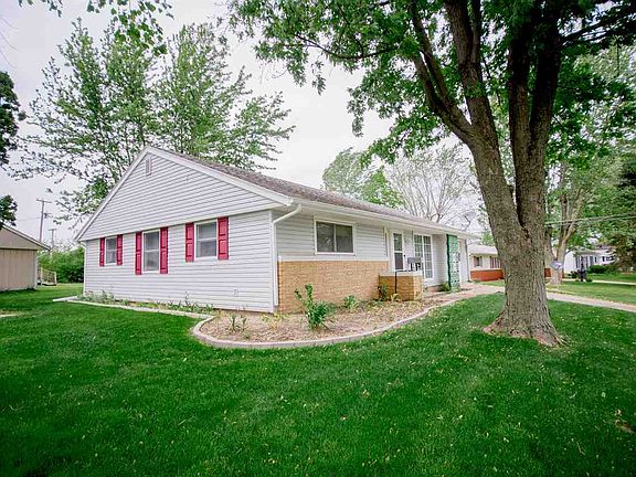 4th image of 1 Blue River Dr