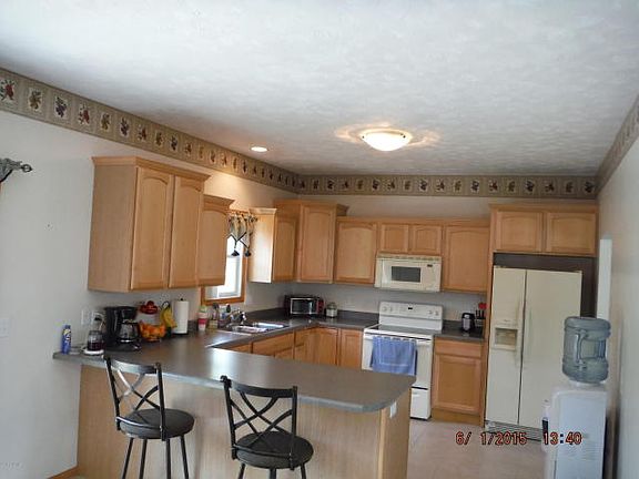 5th image of 339 Goldenview Dr