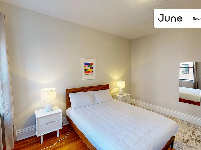31 Queensberry St #3 — Photo 6