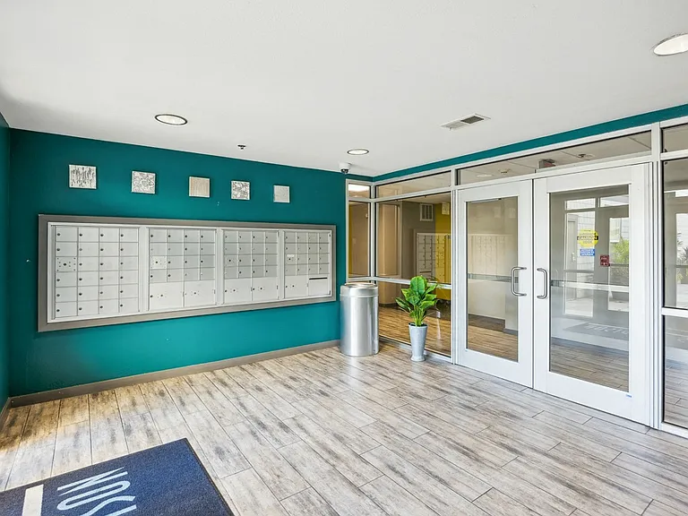 45 Madison Apartments — Photo 4
