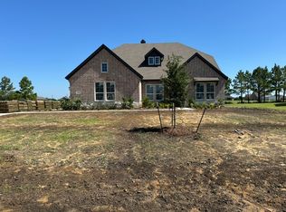 390 Cobb Rd, Leonard, TX 75452