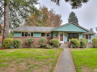 18736 50th Ave NE, Lake Forest Park, WA 98155