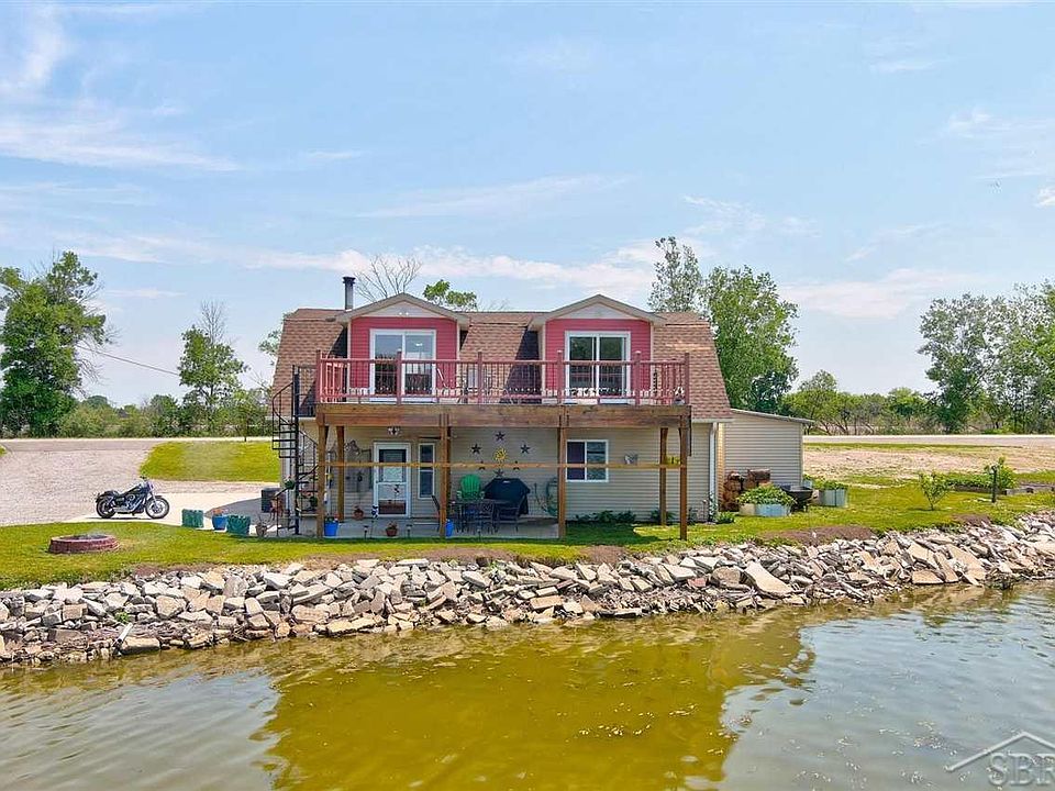 1020 S River Rd M13, Bay City, MI 48708 Zillow