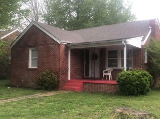 132 Lenoir Ave, Jackson, TN 38301