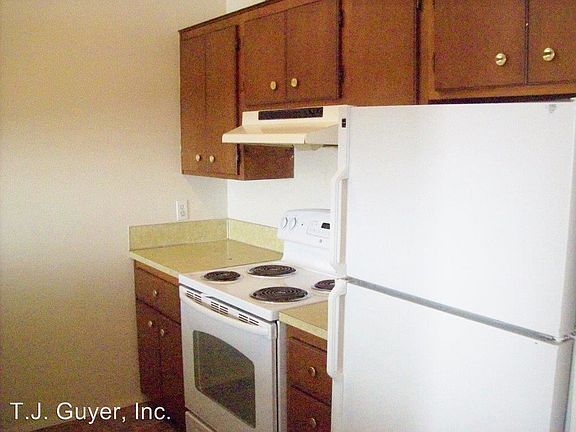 3rd image of 440 N Market Blvd APT 205