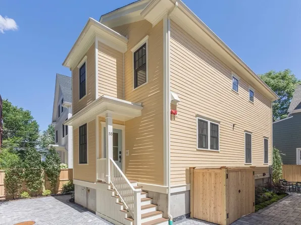 55 Museum St #55, Cambridge, MA 02138