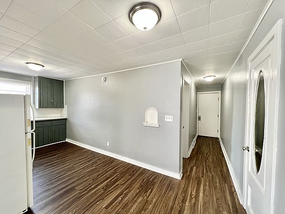 5th image of 15 Swift St Unit A