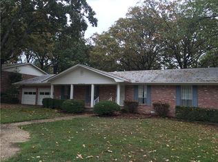 3008 Donaghey Dr, North Little Rock, AR 72116