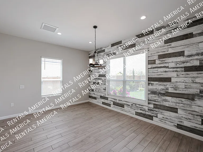 1829 E Saguaro Park Ln — Photo 26