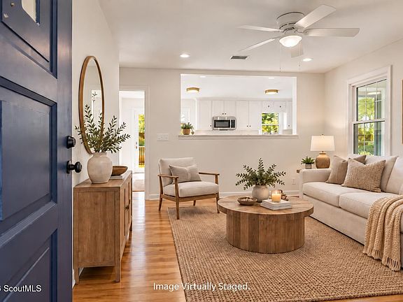 3rd image of 200 Reynolds St