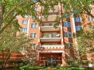 5000 Oakton St APT 506, Skokie, IL 60077