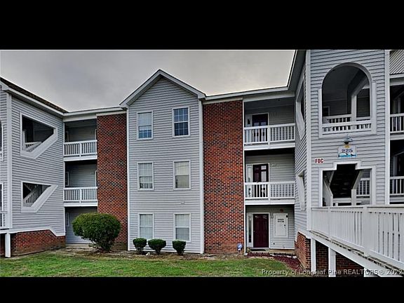 2nd image of 225 Waterdown Dr APT 11