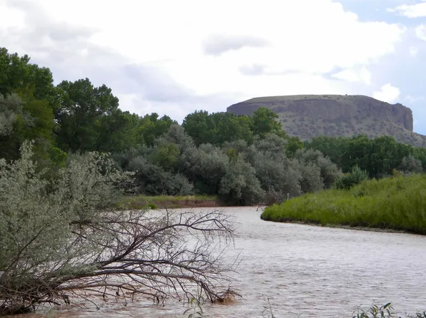 120 Co Rd, Espanola, NM 87532