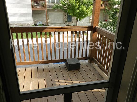 4th image of 9485 Meadow Woods Ln Unit 187