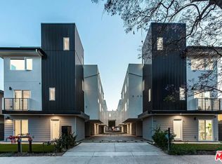 945 N Oxford Ave #3, Los Angeles, CA 90029