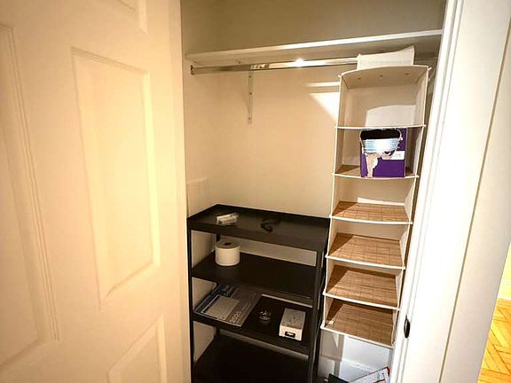 4th image of 105 W 55th St #8BB