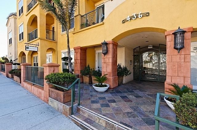1st image of 436 E Poli St #314