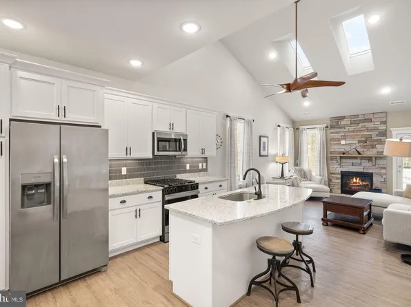 5713 Finley Rose Ct, Fredericksburg, VA 22407