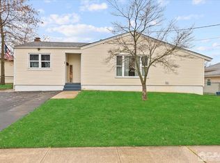54 Boulevard E, Keyport, NJ 07735