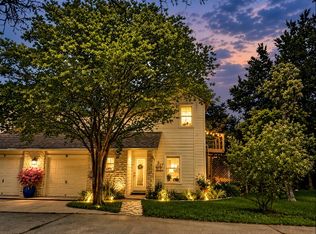 9810 Lake Ridge Dr APT A, Austin, TX 78733
