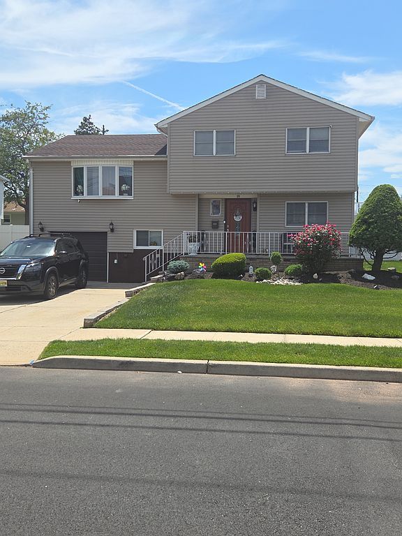 19 Swarthmore Dr - Property Image