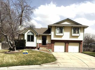2448 N Chadsworth Ct, Wichita, KS 67205