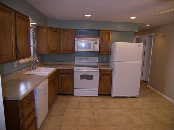 Kitchen - All Appliances Included