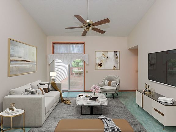 2nd image of 5681 Gateway Ln #602