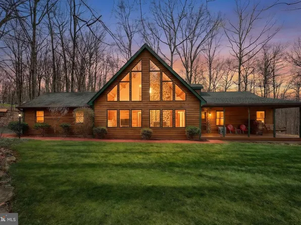 5443 Arnold Rd, Glenville, PA 17329