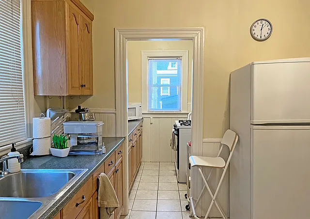 354 Hope St #1 — Photo 2