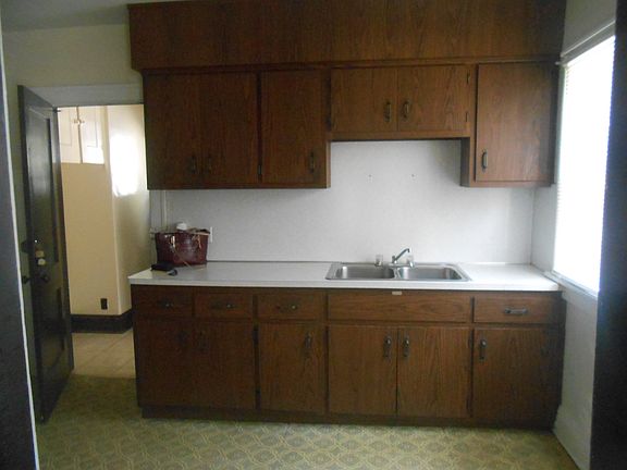 5th image of 3688-90 West 136th Street