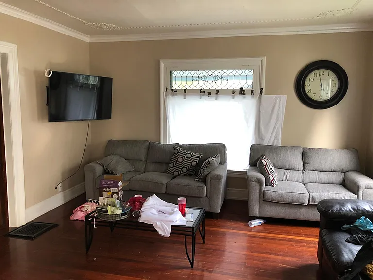 19 Edwards St — Photo 7